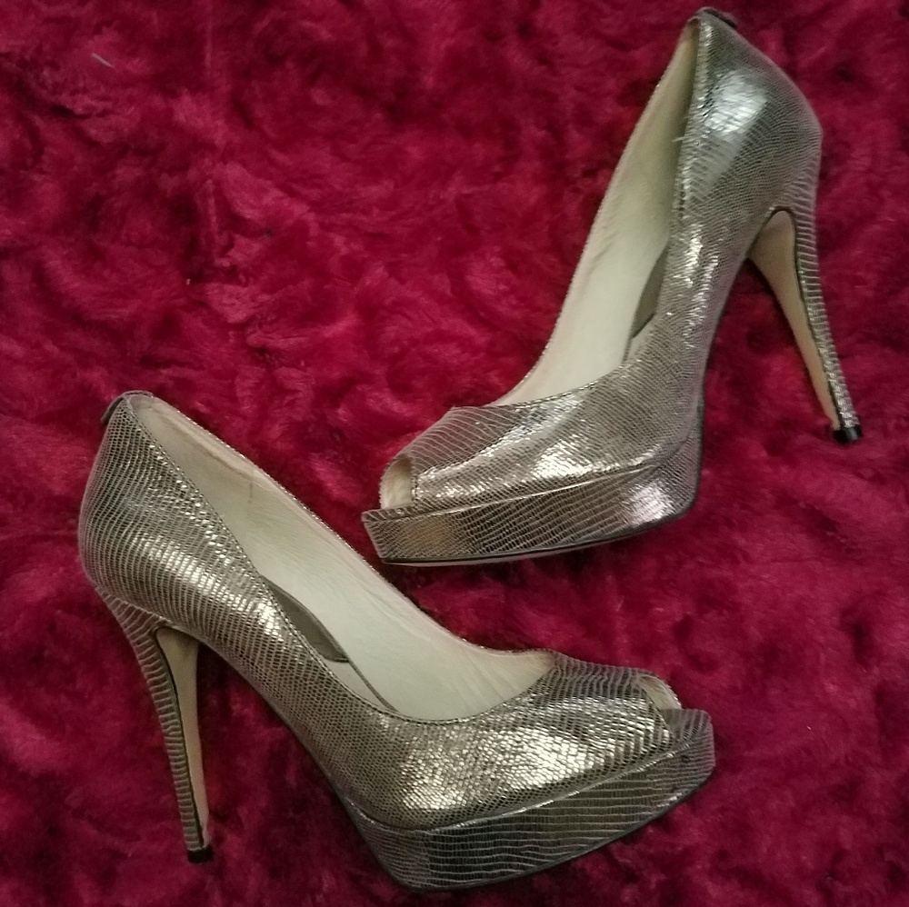 MICHAEL KORS METALLIC PEEP TOE STILETTO PUMPS